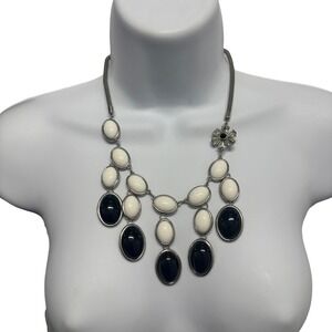 Black and White Oval Cabochon Bib Statement Necklace Silver Tone Mesh Chain